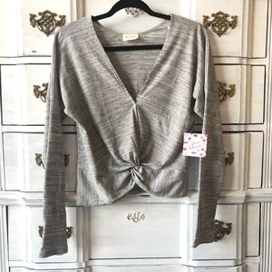 Free Kisses Long Sleeve Heather Gray Crop …